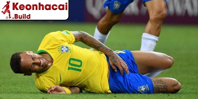 Brazil sẵn sàng loại Neymar nếu không kịp bình phục